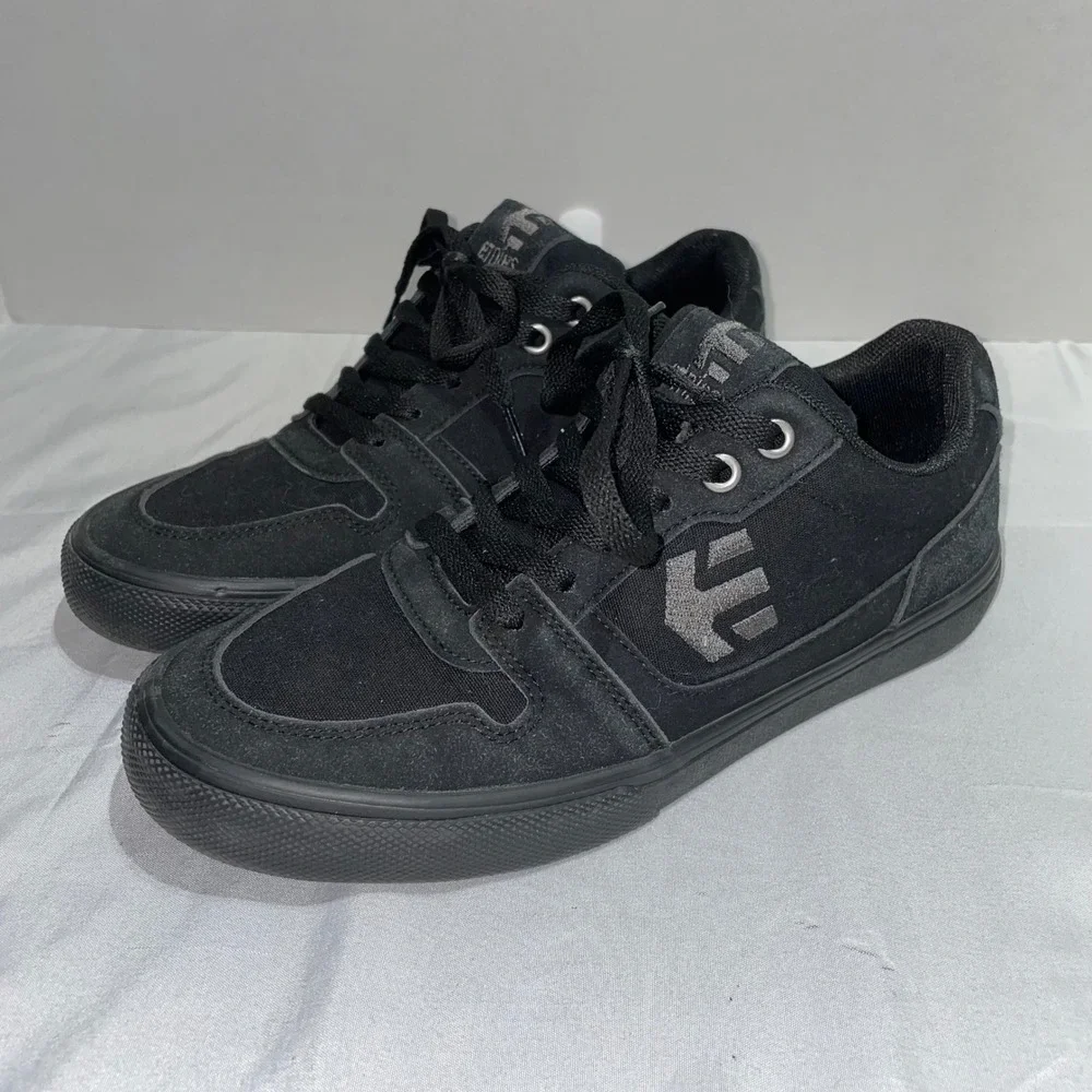 Etnies Rebel Mens Black Skate Shoes Low Top Sneakers ETF22MVL040G-1 Size 7.5